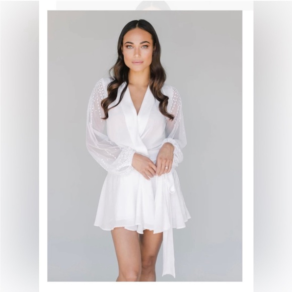 Robed with Love - ALANNA ROBE - NWT - Picture 2 of 7